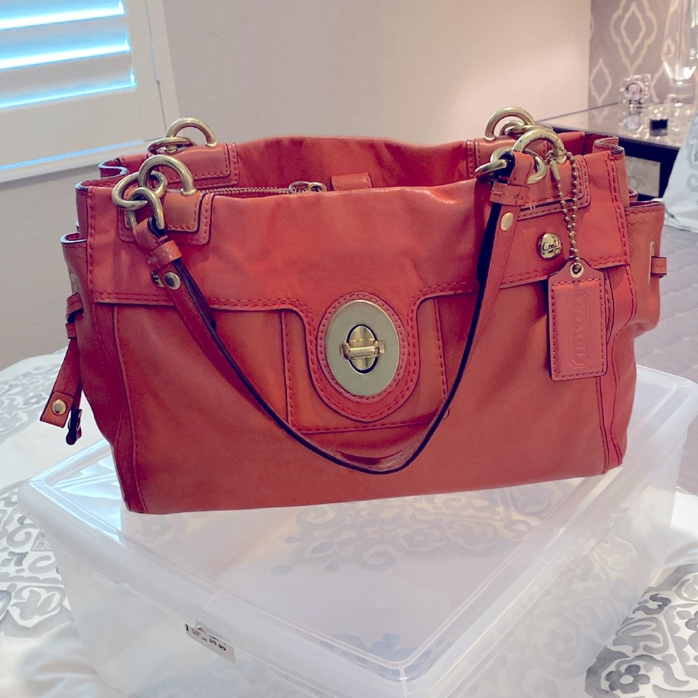 Authentic Coach Peyton 14522 Medium Carryall Bag- - image 2